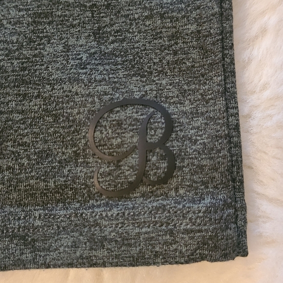 Bombshell Sportswear set - Picture 10 of 11